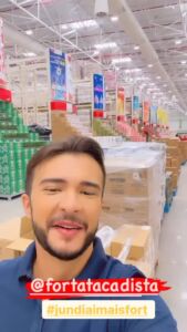 campanha fortatac foto do influencer andersonzanchin na loja fortatadista