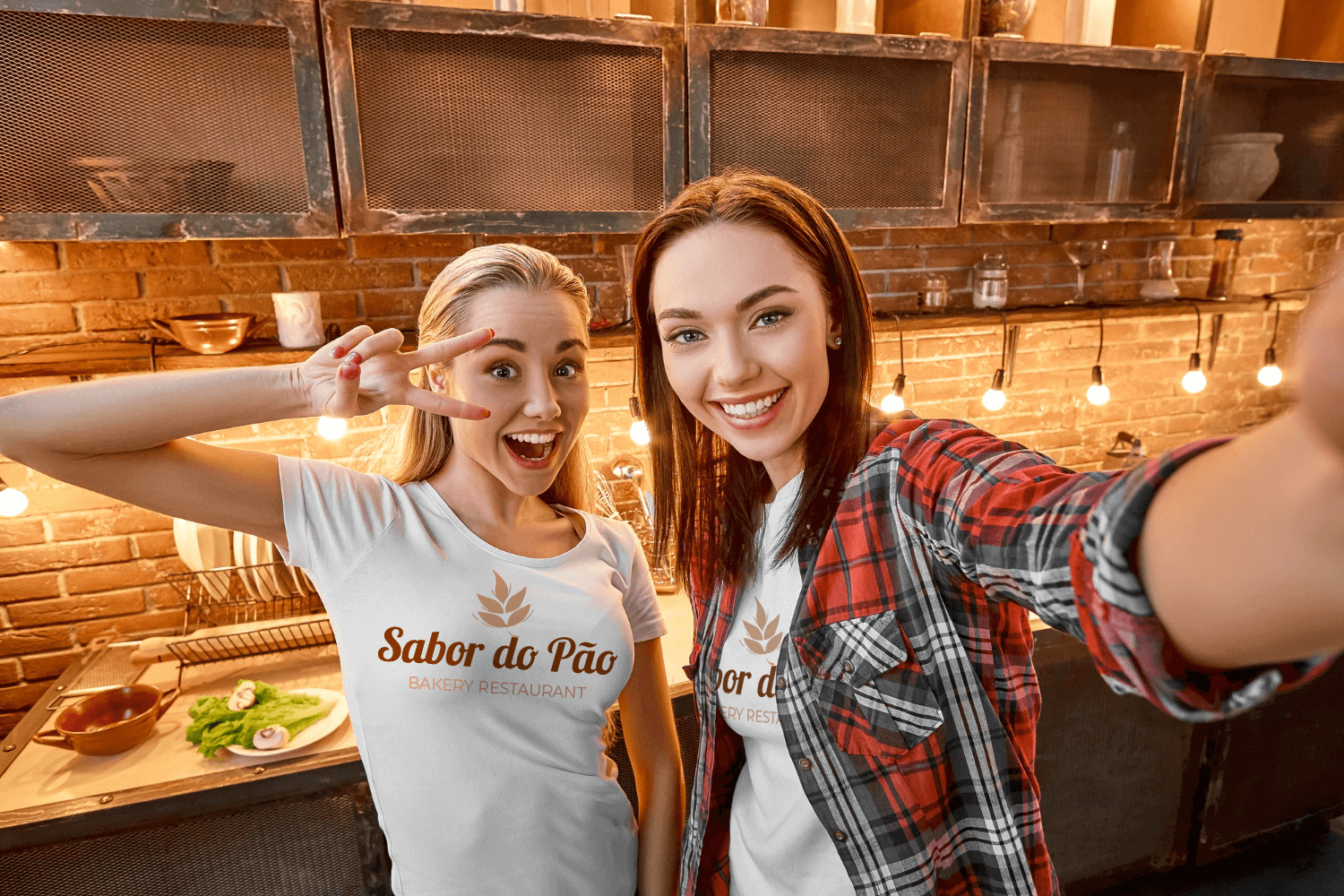 Capa blog influenciadora e colaboradora em foto realizada em padaria